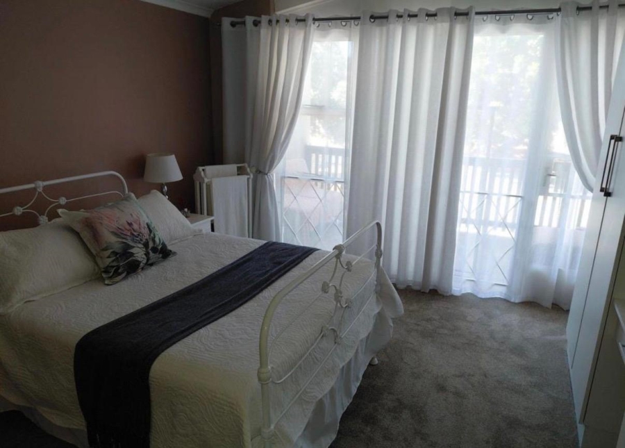 4 Bedroom Property for Sale in Bothasrus Eastern Cape